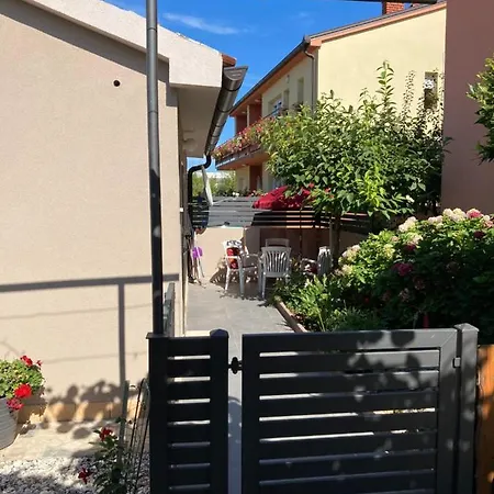 Kuca Eda Ferienhaus *